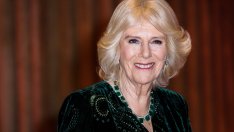 Камила Боулс се запозна с актрисата, изиграла я в „Короната“