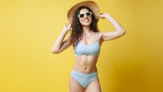 6 лесни и красиви прически за плажа