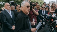 Робърт де Ниро напълно подкрепя дъщеря си Айрин, която доскоро беше негов син