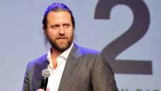 Арестуваха режисьора на &bdquo;47 ронини&ldquo; по обвинение, че е измамил Netflix с 11 млн. долара