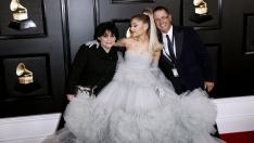 След годежа – родителите на Ариана Гранде се вълнуват за зетя