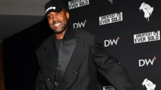 Ухиленият Кание Уест показа титаниевите си протези