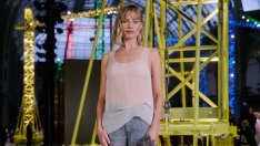 Барби боб &ndash; Марго Роби с нова прическа за дефилето на Chanel