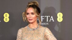 Емили Блънт взе мама и татко на червения килим в Лондон