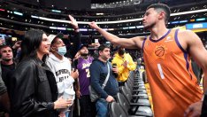 Далеч от шума на големия град: Кендъл Дженър и Девин Букър със семейна Нова година