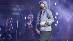 Еминем разкри, че ще става дядо в емоционално видео