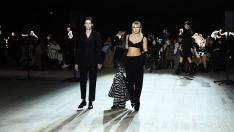 Майли Сайръс – изненадата на Марк Джейкъбс