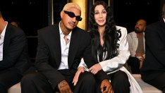 Любовта е жива – Шер и 40 години по-младият Александър се събраха