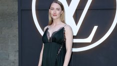 Бременният блясък на Сърша Ронан впечатли фенове и фотографи