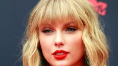 Тейлър Суифт е на върха на щастието