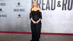 Бременната Дженифър Лорънс показа коремчето си на червения килим