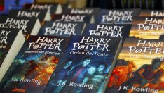 Дж.К.Роулинг криела черновата на "Хари Потър" от агресивния си съпруг