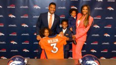 Семейна подкрепа за Ръсел Уилсън