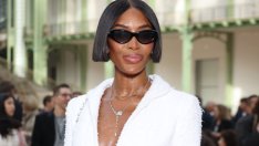 Наоми Кембъл облече шикозен костюм на Chanel за среща с министър-председателя на Тайланд