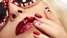 Маникюр за Свети Валентин – 5 лесни идеи със сърца
