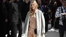 Кейт Мос в Париж след рождения ден