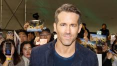 Майката на Райън Рейнолдс публично критикува Крис Хемсуърт