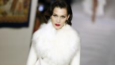 Бела Хадид обвини Instagram в расизъм