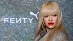 Пълна промяна – Риана се похвали с нова прическа и нов цвят