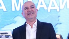 Орхан Мурад чака трето дете
