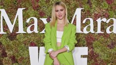 Мария Бакалова във филм с Кенет Брана и Райън Рейнолдс