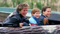 Принц Хари и принц Уилям почетоха Даяна в Световния ден за борба със СПИН