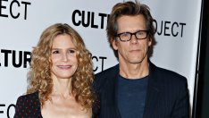 Кевин Бейкън и Кира Седжуик имитират Дейвид и Виктория Бекъм