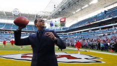 Далеч от Джей Ло - Алекс Родригес празнува с най-близките 