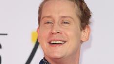 Маколи Кълкин изненада феновете си с нестандартна маска