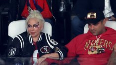 Лейди Гага предизвика слухове за трети годеж