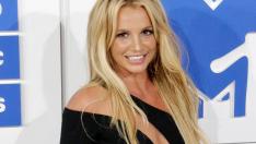 Промяна за Коледа – Бритни Спиърс отряза косата си