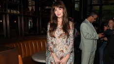 Дългата бохо рокля – модно вдъхновение от Дакота Джонсън и Кейт Мос 