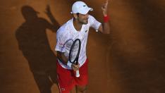 Новак Джокович се радва на слънцето в Париж 