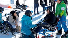 Кралска приказка – Меган Маркъл и принц Хари се забавляват в снега