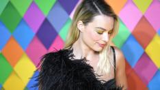 Бюти вдъхновение: Марго Роби и златният блясък