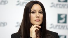 Сочните устни, тенът и погледът на Моника Белучи - само в 3 стъпки