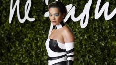 Платиха 1 млн. паунда на Рита Ора за „Маскираният певец“