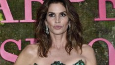 Открийте разликите: Синди Крауфорд стопи разликата от 30 години