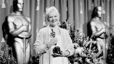 Джуди Денч сътвори история с номинацията си за „Оскар“