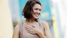 Манди Мур отбеляза една година щастие