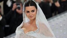 Пенелопе Крус навърши 50, но каква е тайната на нейния неостаряващ външен вид