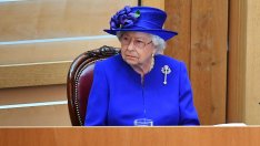 Лекарите забраниха на Елизабет II да разхожда любимите си кучета