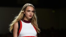 Кара Делевин: Отсега купувам дрехи за бъдещото си дете 