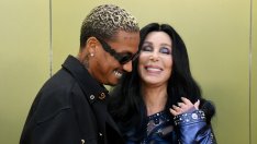 Възрастта все пак има значение – 76-годишната Шер се раздели с 36-годишния Александър