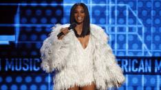 Признание: Сиара избра аксесоар на български дизайнери