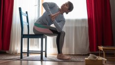 Йога против стрес – позите, които може да правите по време на работа