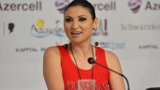 Софи Маринова викна духова музика за годежа на Лоренцо 