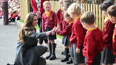 Кейт Мидълтън и принц Уилям показаха родителска обич към непознати деца