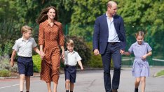 Горда майка – Кейт Мидълтън сподели впечатляващи рисунки на Джордж, Луи и Шарлот