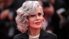 На 86 години Джейн Фонда стана модел и подноси цветни суитшърти